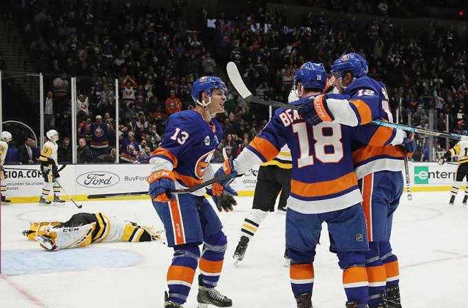 New York Islanders vs. Los Angeles Kings at Barclays Center